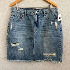 GAP Denim Skirt NWT Size 32 Distressed‎ Medium Wash